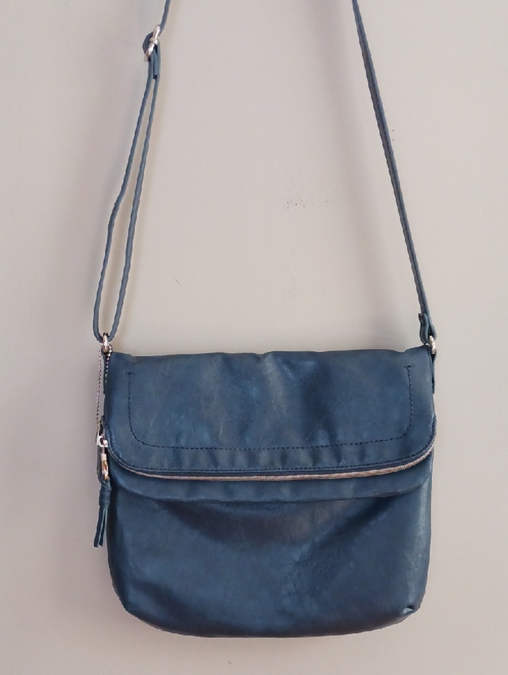 Relic Teal Crossbody Bag w/Silver Hardware
